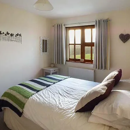 Curlew Cottage, * Ulverston